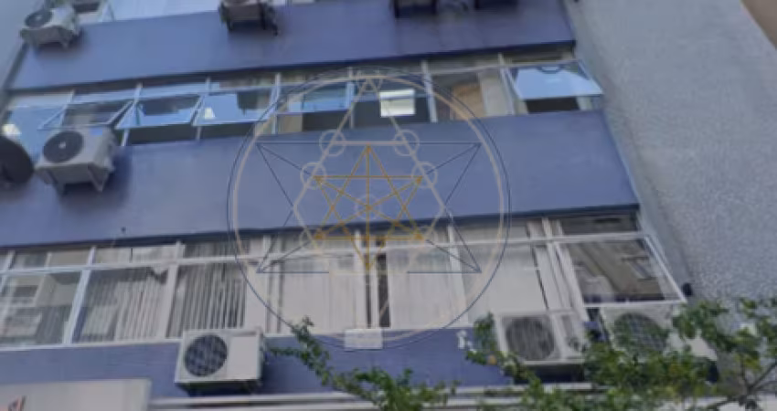 Oportunidade Única! Estabeleça seu Negócio em uma Localização Privilegiada em Curitiba!
