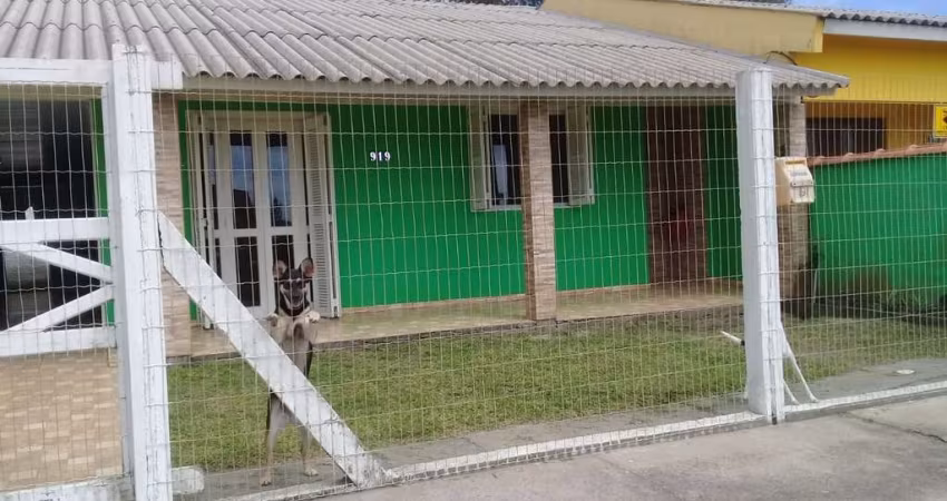 Casa de Praia para Venda em Capão da Canoa, Jardim Atlantico, 2 dormitórios, 1 suíte, 2 banheiros, 2 vagas