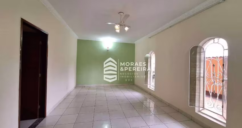 Casa com 3 dormitórios para alugar por r$ 2.608,35/mês - chácara galega - pindamonhangaba/sp