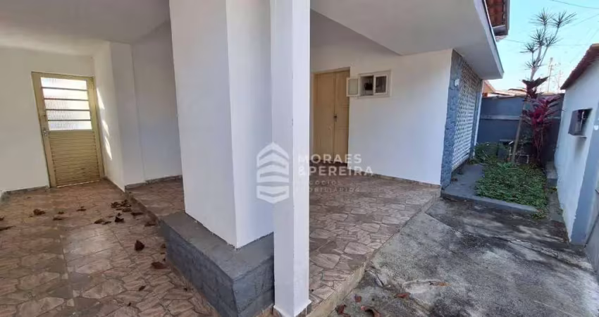 Casa com 3 dormitórios para alugar, 180 m² por r$ 2.418,40/mês - centro - pindamonhangaba/sp