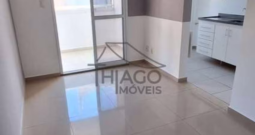 Lindo apartamento de 1 dormitorio, varanda grande com fechamento em vidro, 1 vaga, condominio com l
