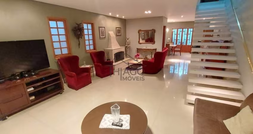 Excelente casa sobrado residencial ou comercial de 380m², de 5 dormitórios, sendo 3 suítes, com fác