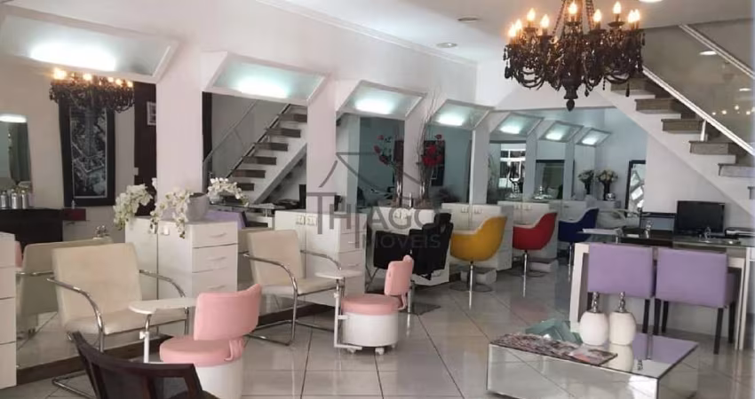 Excelente e espaçoso sobrado comercial  para locação, no bairro Jardim Anália Franco, situado na zo