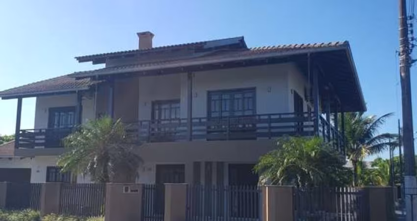 Casa para Venda em Barra Velha, CENTRO, 4 dormitórios, 3 suítes, 1 banheiro, 2 vagas