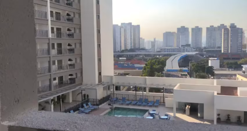 Apartamento com varanda gourmet , integrada com a sacada e churrasqueira de carvão natural