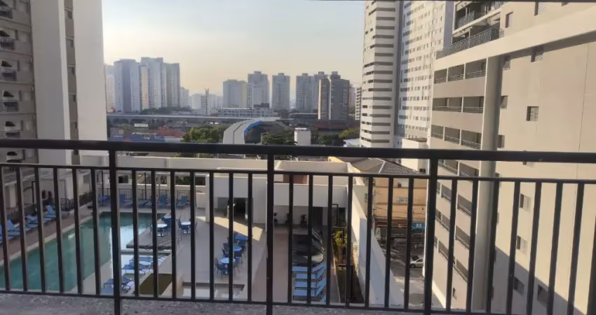 Apartamento com varanda gourmet , integrada com a sacada e churrasqueira de carvão natural