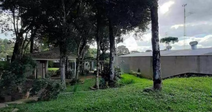 Ótimo e amplo terreno com casa  no bairrro São Luiz.