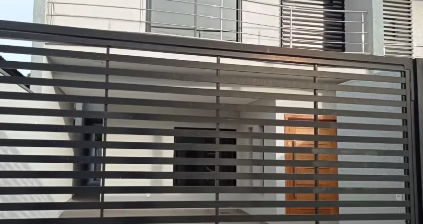 SOBRADO RESIDENCIAL À VENDA NO CENTRO PRÓXIMO DA PRAIA