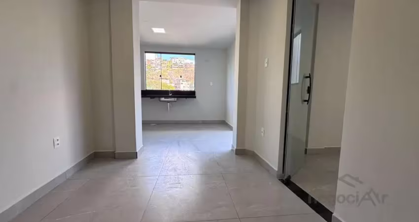 Casa com 2 quartos à venda na Rua Rosa Sffeir, Grajaú, Juiz de Fora