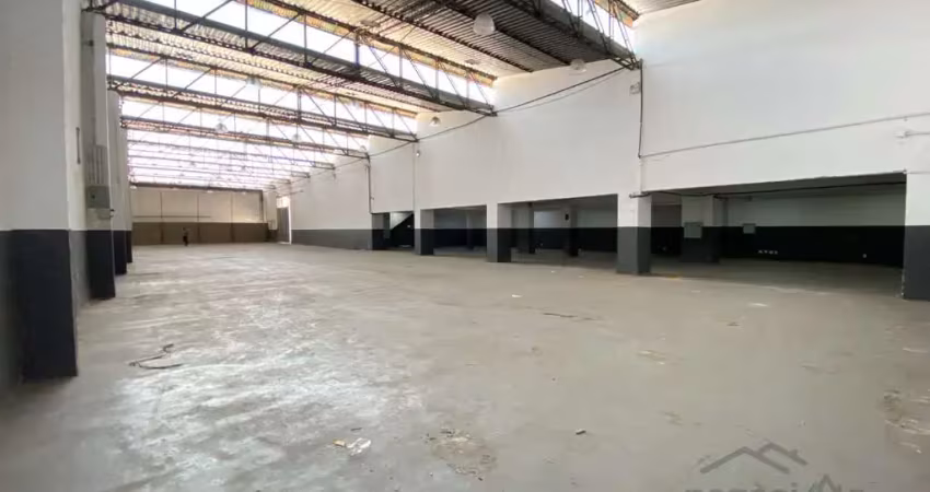 Barracão / Galpão / Depósito para alugar na Rua Professora Corina Erse, Poço Rico, Juiz de Fora