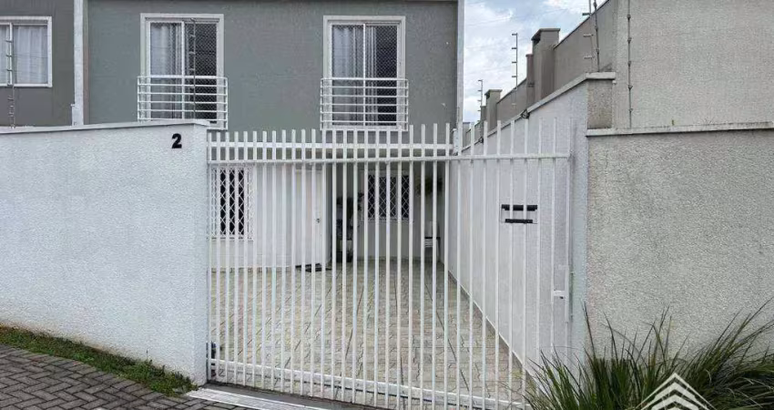 Sobrado com 3 dormitórios à venda, 109 m² por R$ 750.000,00 - Uberaba - Curitiba/PR