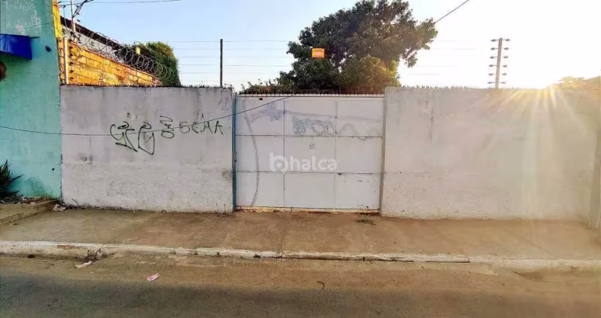 Terreno à venda na Rua Coelho de Resende, Centro, Teresina