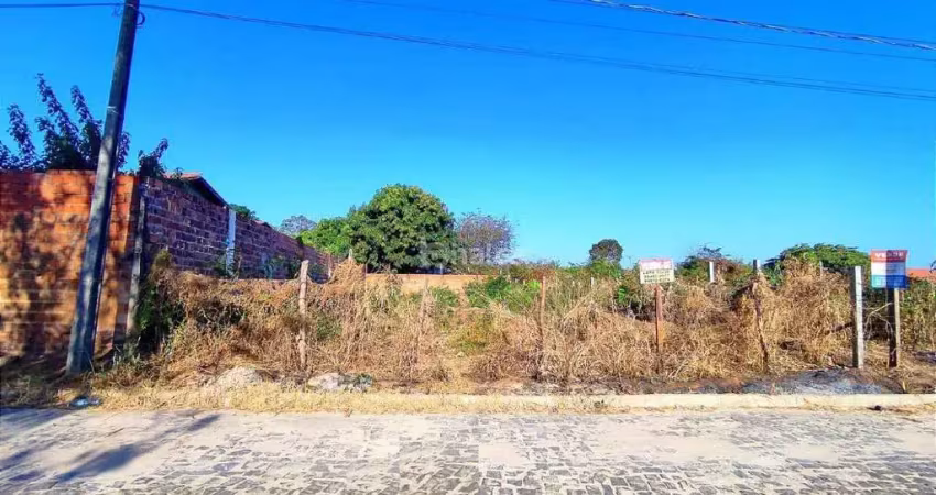 Terreno à venda na Rua Doutor Omar Rocha, Vale Quem Tem, Teresina