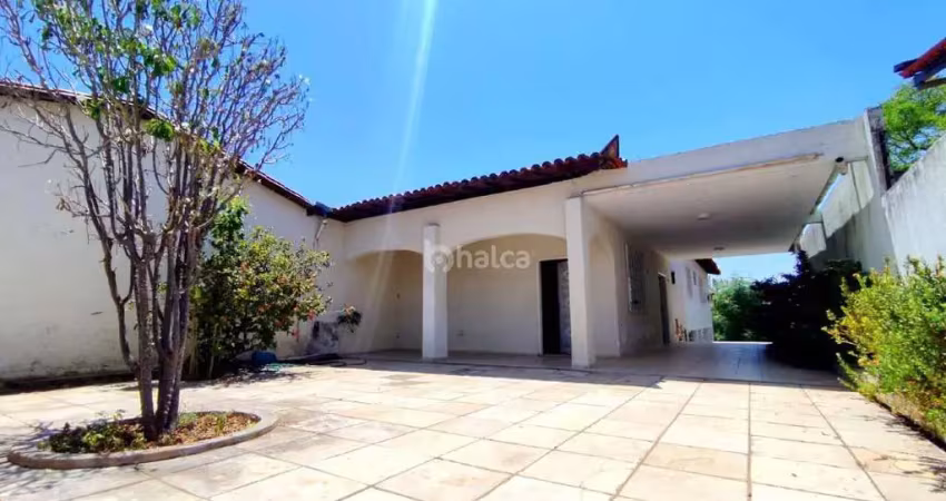 Casa Residencial à venda, no bairro Marques, Teresina/PI