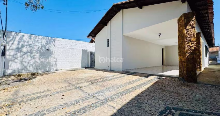 Casa Residencial à venda, no bairro Morada do Sol, Teresina/PI