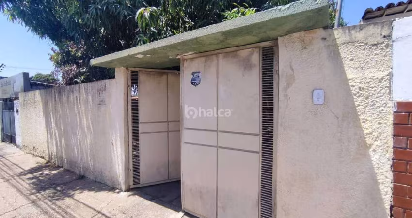 Casa Residencial à venda, no bairro Centro, Teresina/PI