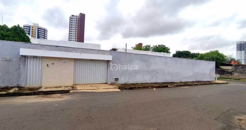 Casa Residencial para aluguel, no bairro São Cristóvão, Teresina/PI