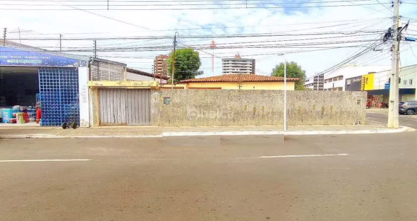 Casa comercial à venda, no bairro joquei, teresina/pi