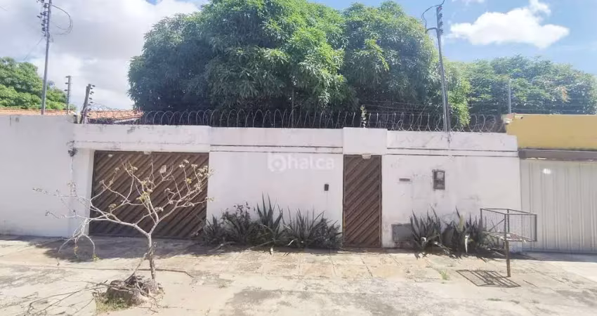 Casa Residencial para aluguel, no bairro Planalto, Teresina/PI
