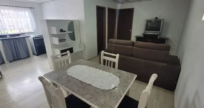 Apartamento p/ temporada a 80 metros do mar, ótima localização