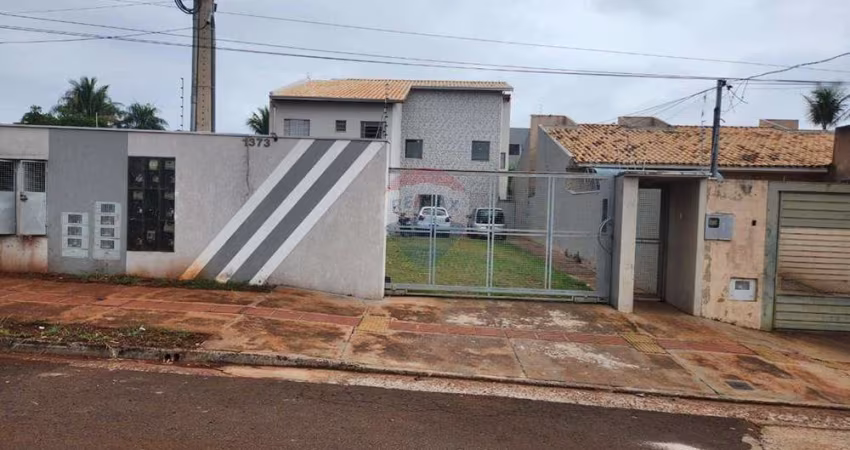 APARTAMENTO  TERREO EM CONDOMINIO COM APENAS 6 UNIDADES