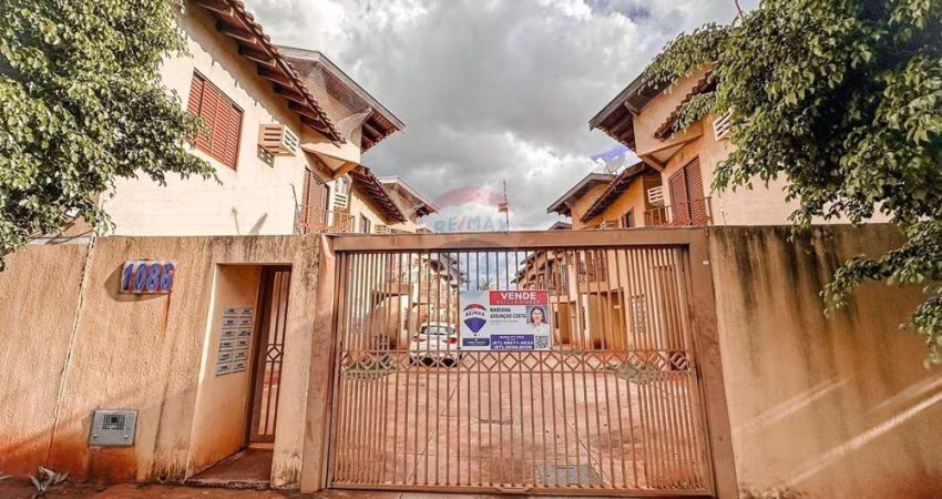 Sobrado em condomínio próximo a bom pastor