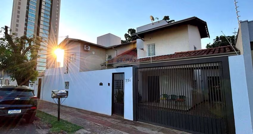 Sobrado com 2 Suítes a 50m da Av. Arthur Jorge