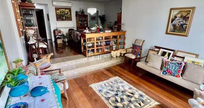 Apartamento frente, sol da Manha, a Venda no miolo da Praia do Canto