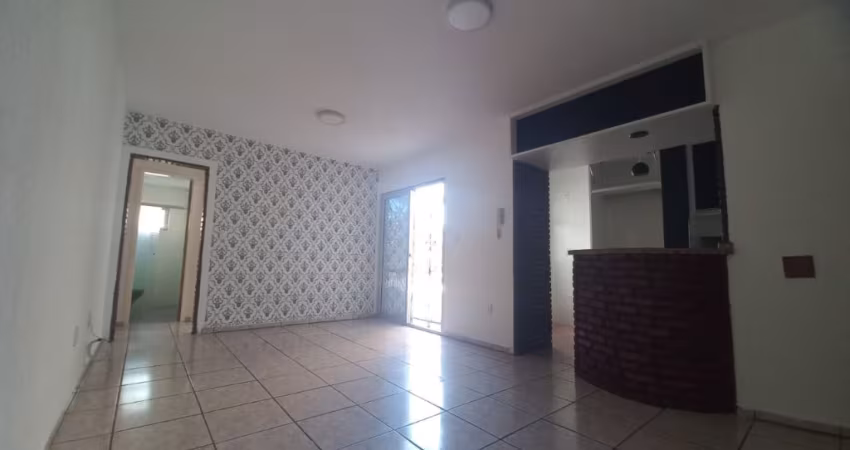 Apartamento de três dormitórios com suíte no Kobrasol