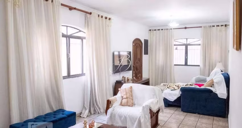 Sobrado de 04 dormitórios a venda em São Paulo no bairro Vila Santana.