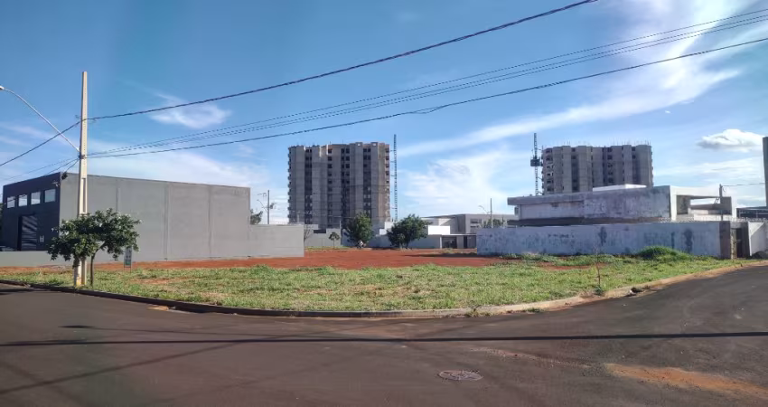 Terreno Comercial de Esquina - Loteamento Verde Vida - Oportunidade Única!