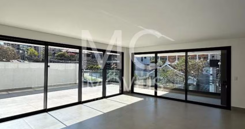 Apartamento com 183.0 m², à venda no bairro Bigorrilho.