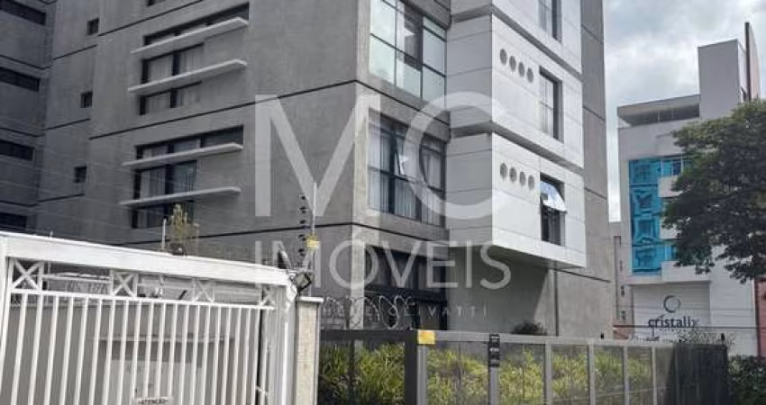 Apartamento com 94.0 m², à venda no bairro Cabral.