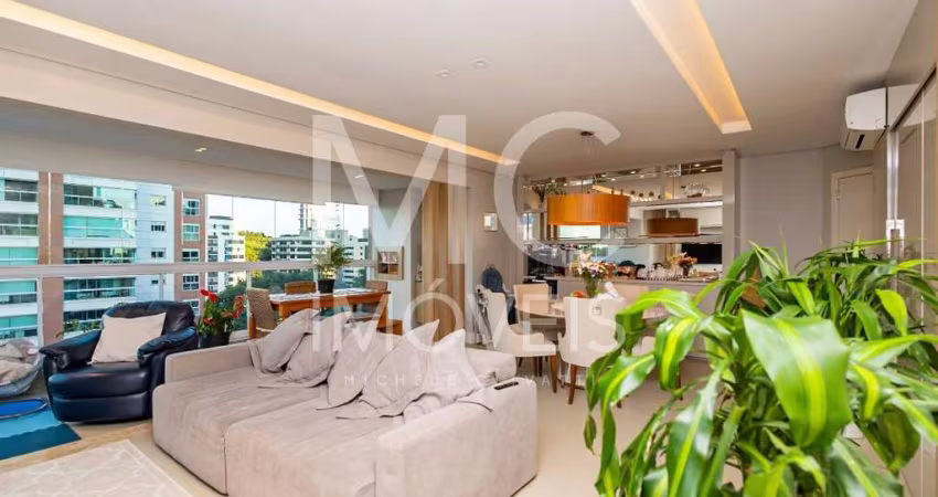 Apartamento com 128.0 m², à venda no bairro Campo Comprido.