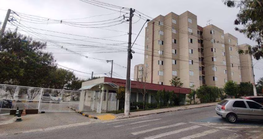 Apartamento com 3 dormitórios à venda, 65 m² por R$ 270.000,00 - Jardim Salete - Taboão da Serra/SP