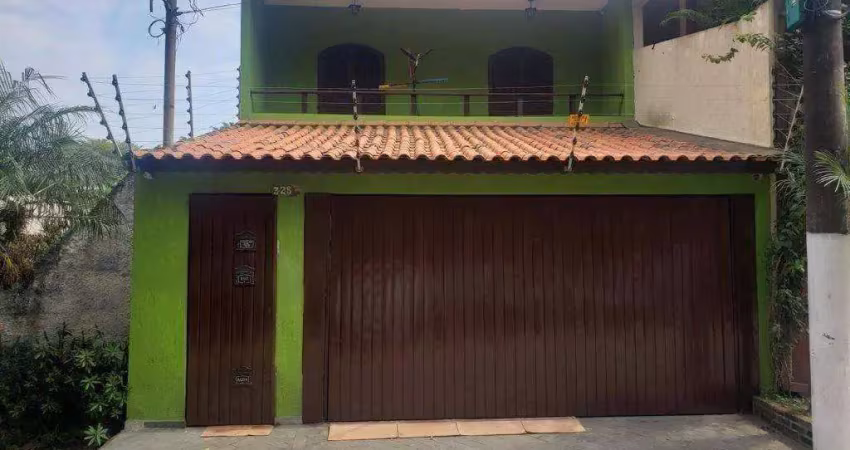 Sobrado com 3 dormitórios à venda, 125 m² por R$ 550.000,00 - Jardim Salete - Taboão da Serra/SP