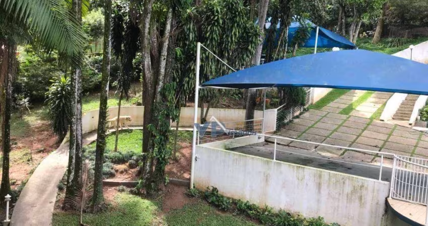 Casa com 3 dormitórios à venda, 700 m² por R$ 2.200.000,00 - Condomínio Iolanda - Taboão da Serra/SP