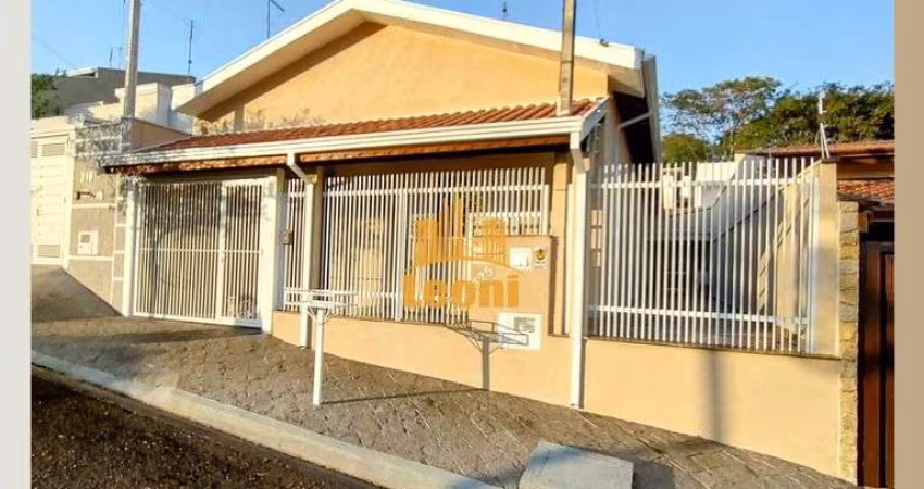Excelente casa 4 Qts + 2 cozinhas + Á.Gourmet/Churrasqueira no Jardim do Trevo