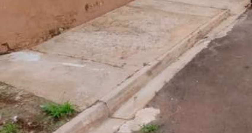 Casa para Venda em Araçoiaba da Serra, Jardim Novo Horizonte, 2 dormitórios, 1 suíte, 2 banheiros, 2 vagas