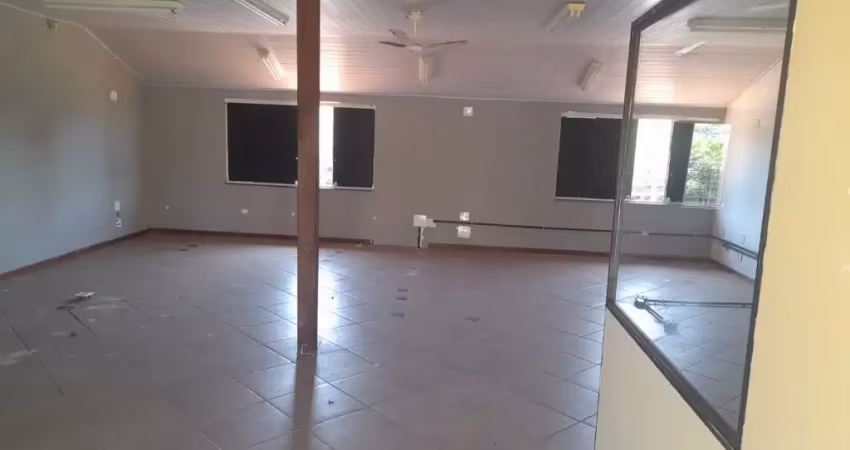 Sala comercial com 1 sala para alugar na Avenida José Bento Ribeiro Dantas, 815, Portal da Ferradura, Armação dos Búzios