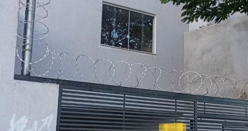 Casa Germinada com 2 quartos, bairro Ceu Azul, em Belo Horizonte.