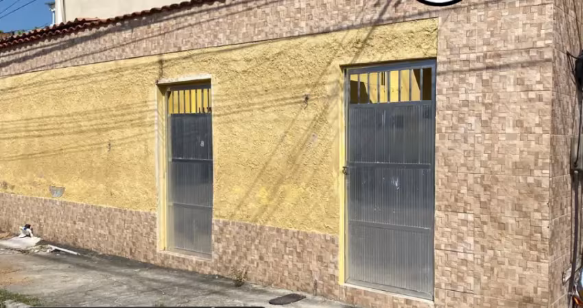 Casa com 1 quarto para alugar na Rua Venâncio Adres, 1883, Gramacho, Duque de Caxias
