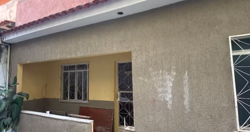 Casa com 2 quartos para alugar na Rua Campos, 133, Vila São João, São João de Meriti