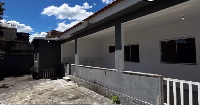 Casa em condomínio fechado com 1 quarto para alugar na Rua Santa Rita, Jardim Leal, Duque de Caxias