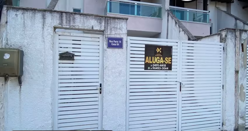 Casa com 2 quartos à venda na Rua Paris, 14, Chácaras Rio-Petrópolis, Duque de Caxias