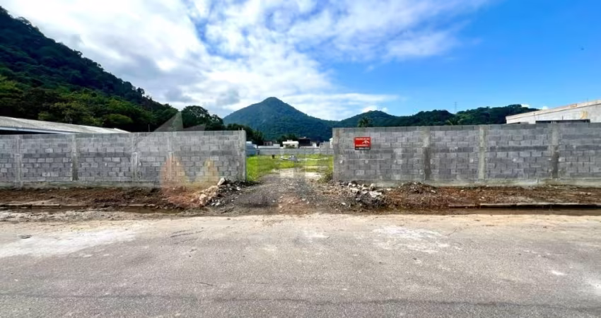 Área, 1.800 m², à venda por R$ 2.030.000- Massaguaçu - Caraguatatuba/SP