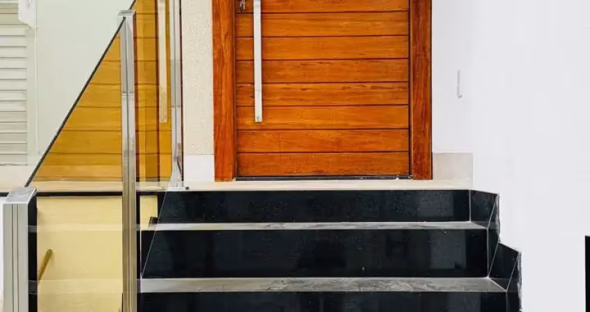 Casa à venda na Rua Sicília, 123, Grã-Duquesa, Governador Valadares