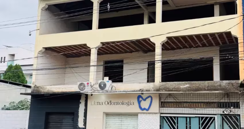 Ponto comercial com 5 salas à venda na Rua José Ivair Ferreira Mattos, 95, Lagoa Santa, Governador Valadares
