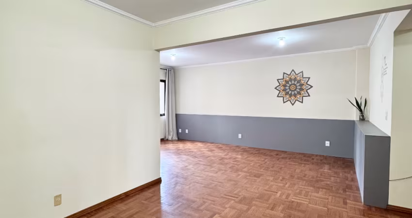 Apartamento com terraço á venda em São Pelegrino