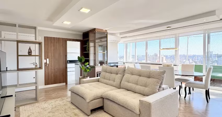 Apartamento de ultimo andar, mobiliado, revitalizado e muito bem localizado